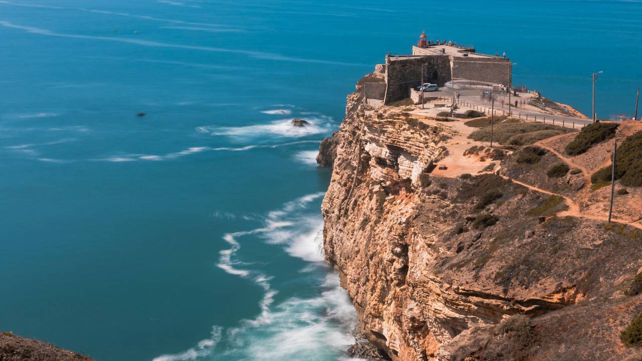 forte-sao-miguel-arcanjo-nazare-portugal