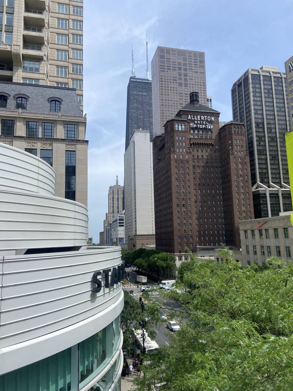 Starbucks Reserve Roastery, Chicago, Estados Unidos Starbucks Reserve Roastery, Chicago, Estados Unidos