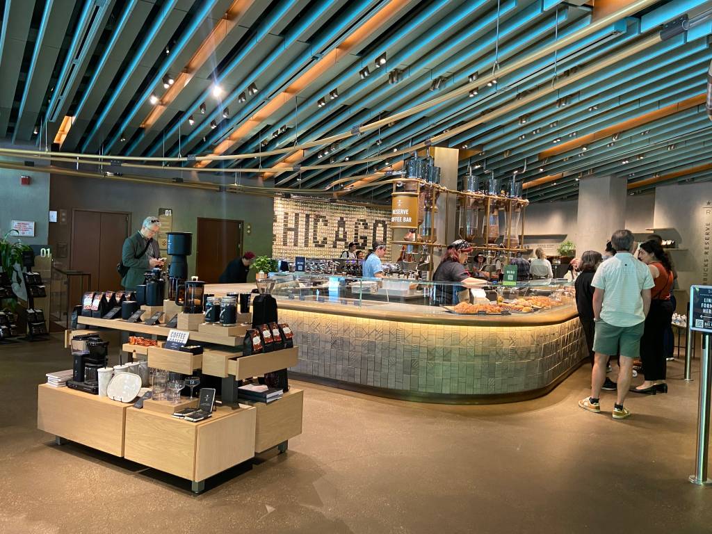 Starbucks Reserve Roastery, Chicago, Estados Unidos Starbucks Reserve Roastery, Chicago, Estados Unidos