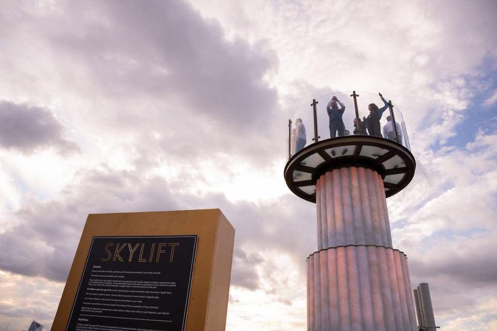Skylift, Rockefeller, Nova York, Estados Unidos Skylift, Rockefeller, Nova York, Estados Unidos