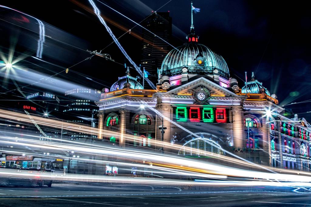 flinders-street-station-melbourne flinders-street-station-melbourne