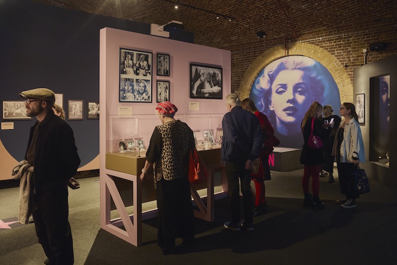 Marilyn: The Exhibition, Arches London Bridge, Londres
