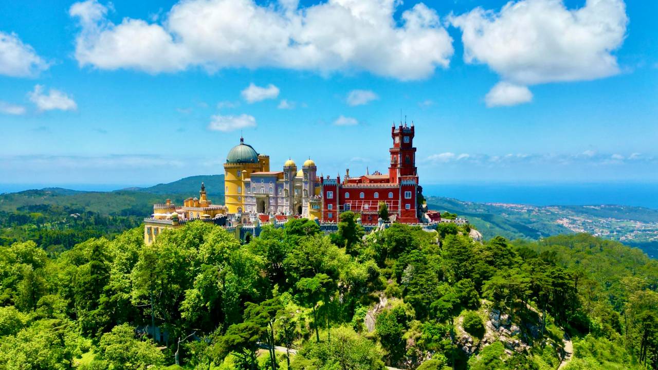 palacio-nacional-da-pena-sintra-portugal