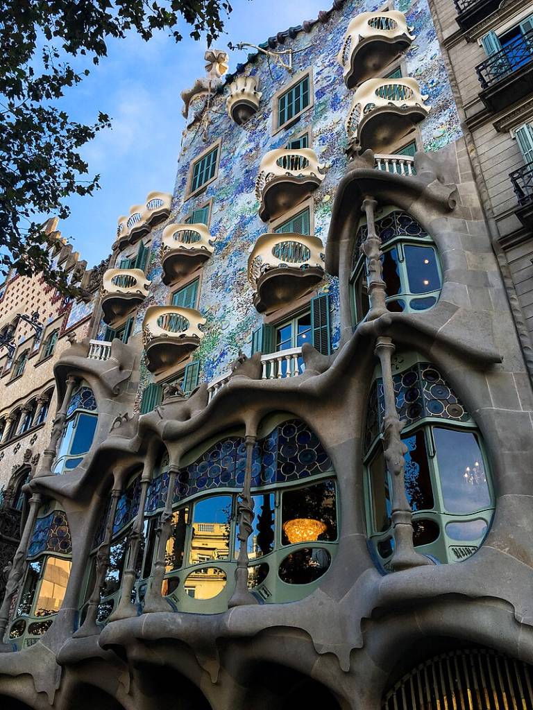 casa-batllo-fachada casa-batllo-fachada