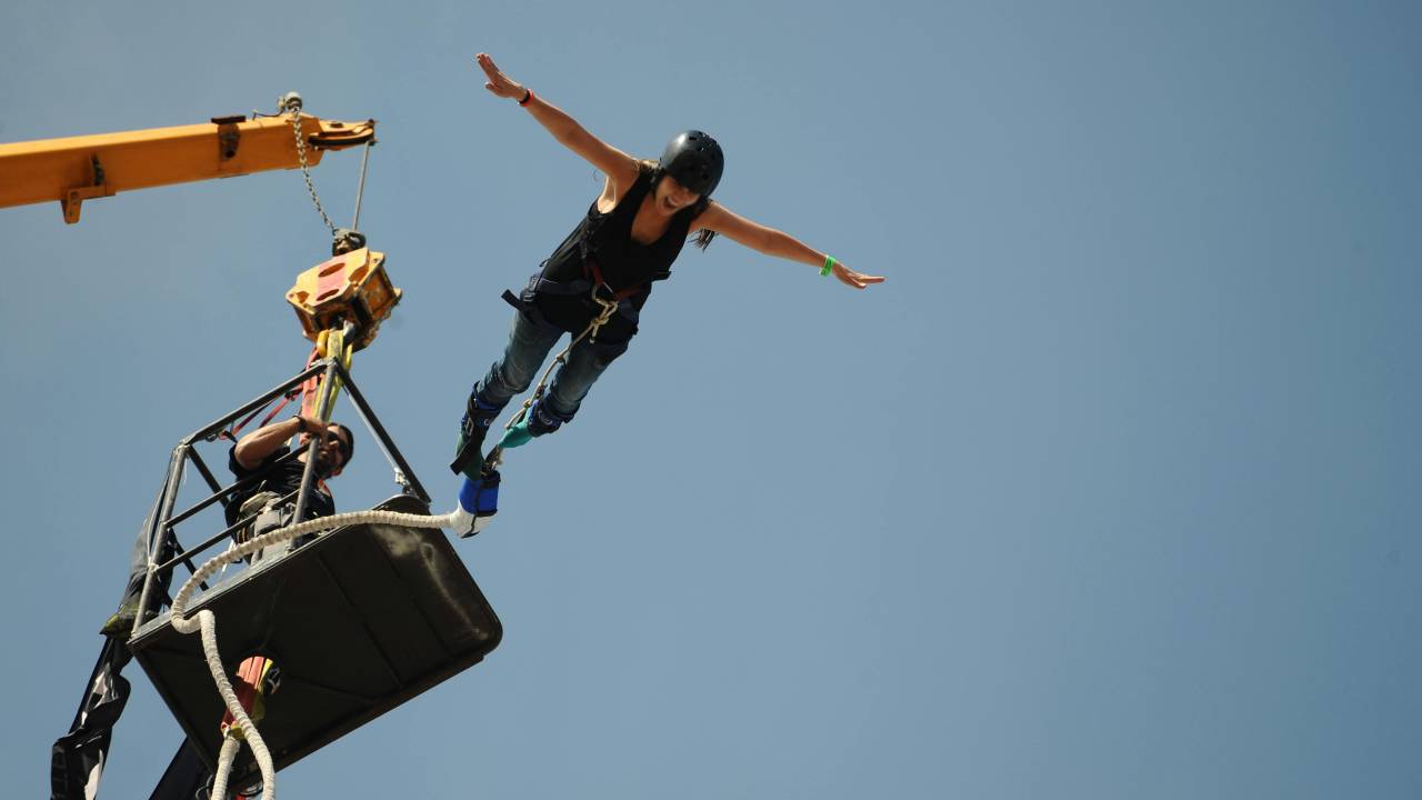 bungee-jump