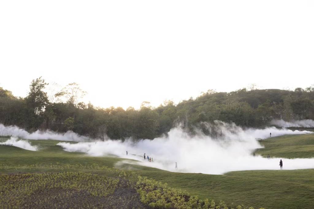 Z44I-5bqstJ99n62_202_0F4A8809 A instalação Fog Forest, da artista Fujiko Nakaya