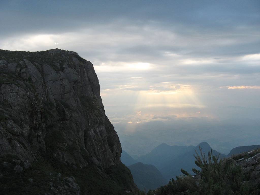 pico-da-bandeira-caparao
