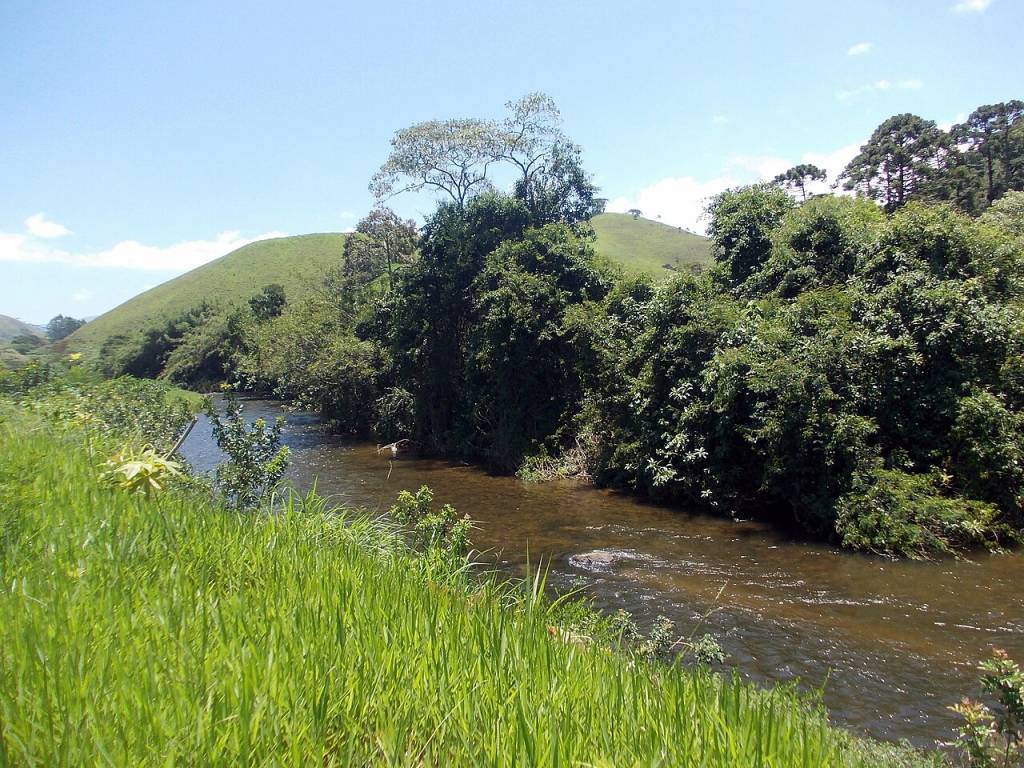 rio-preto-divisa-mg-rj
